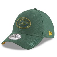Mens New Era Green Bay Packers Green 2018 NFL Training Camp Primary 39THIRTY Flex Hat 3060014